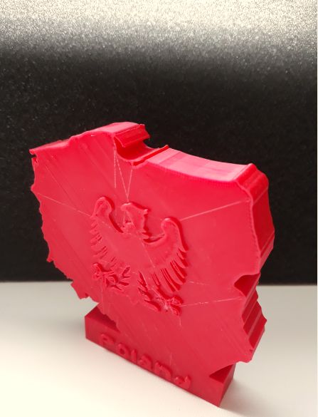 figurka czerwona wykonana w drukarce 3d